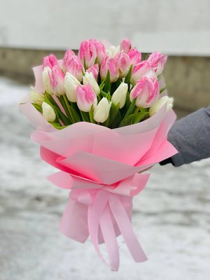 Букет неймовірних тюльпанів 923371559 фото