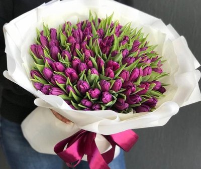 Букет тюльпанів фіолетового кольору, 100 шт. 923371515 фото